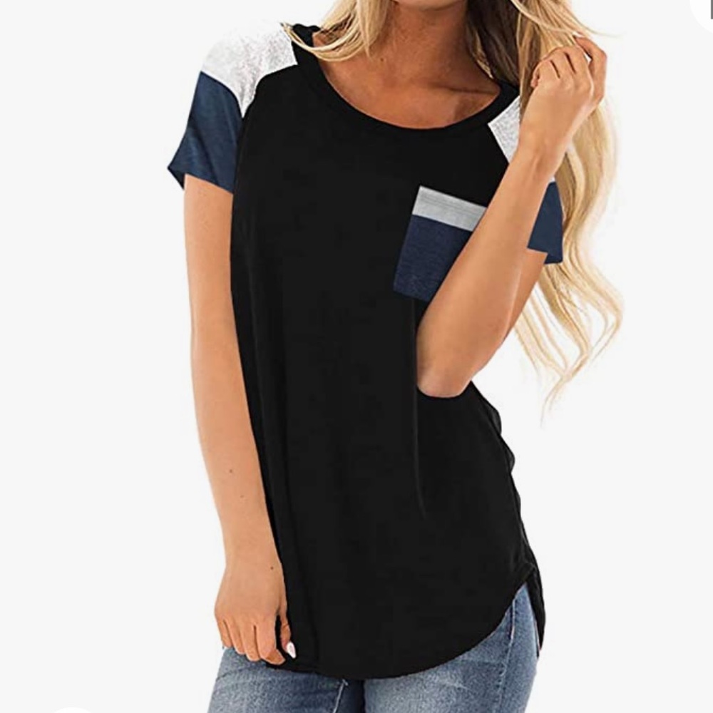 NWOT • Woman loose fit • short sleeve tee • size-M
